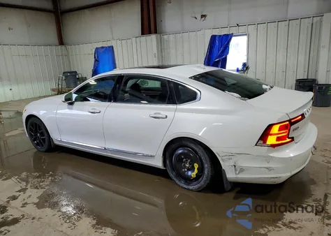 2018 Volvo S90 T6 Inscription z USA, uszkodzony, nr VIN LVY992ML8JP007325